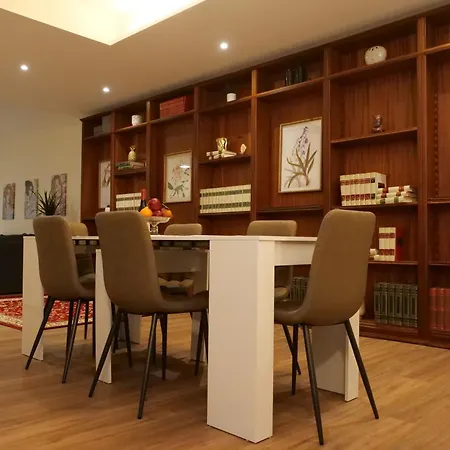 Cipriani Luxury Апартаменти *